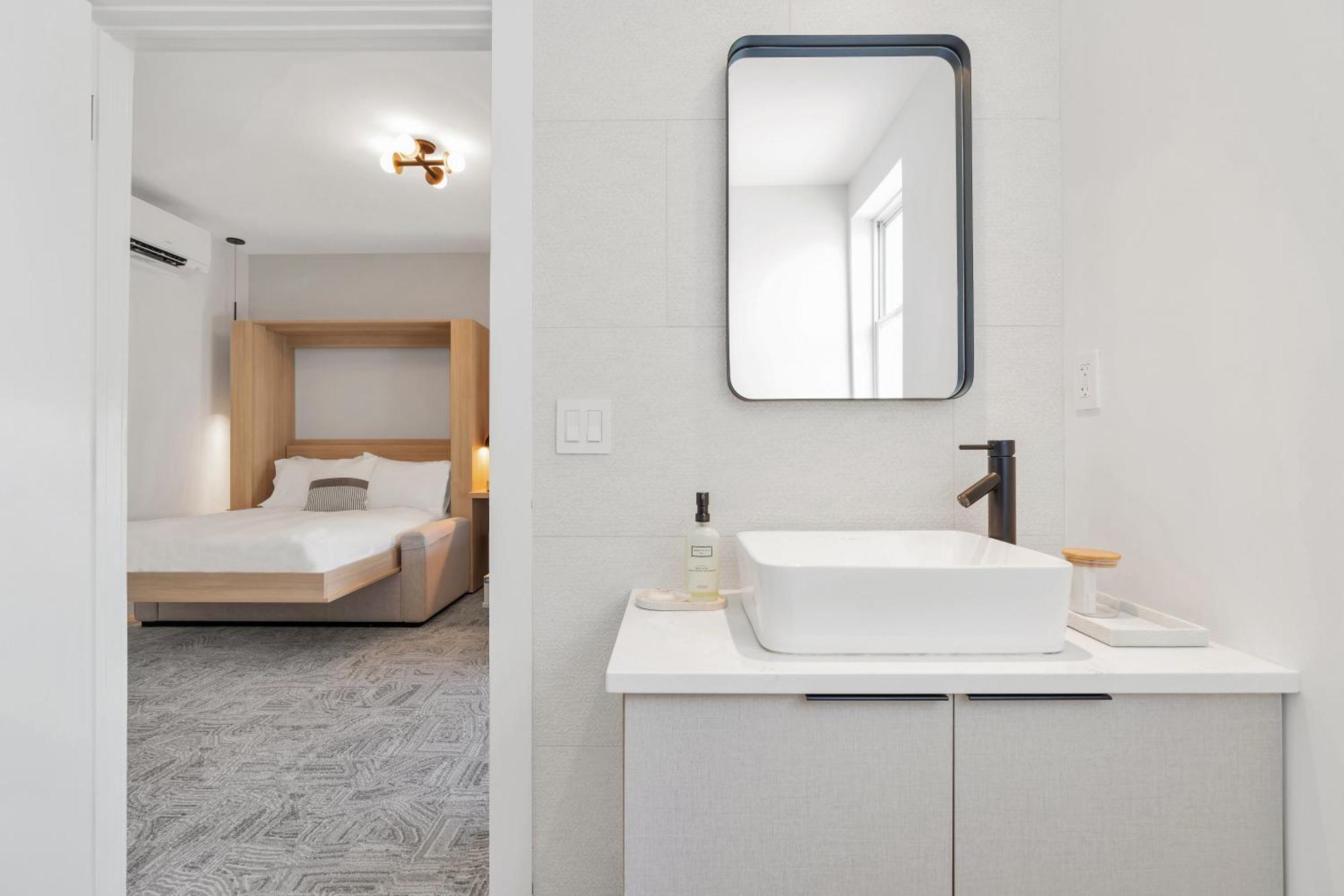 The St Laurent Guest Rooms アズベリー・パーク エクステリア 写真